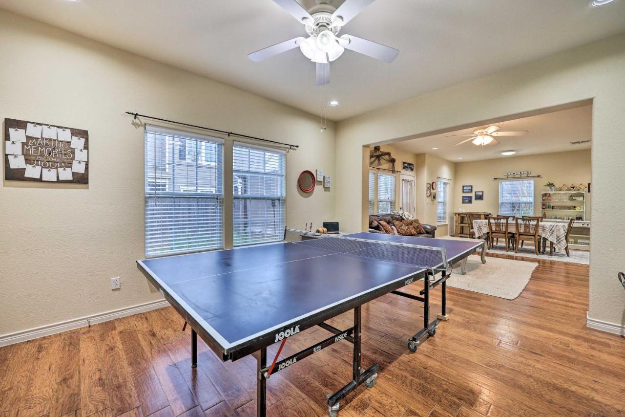 Inviting Afton Townhome With Hot Tub, Walk To Lake! Eksteriør billede
