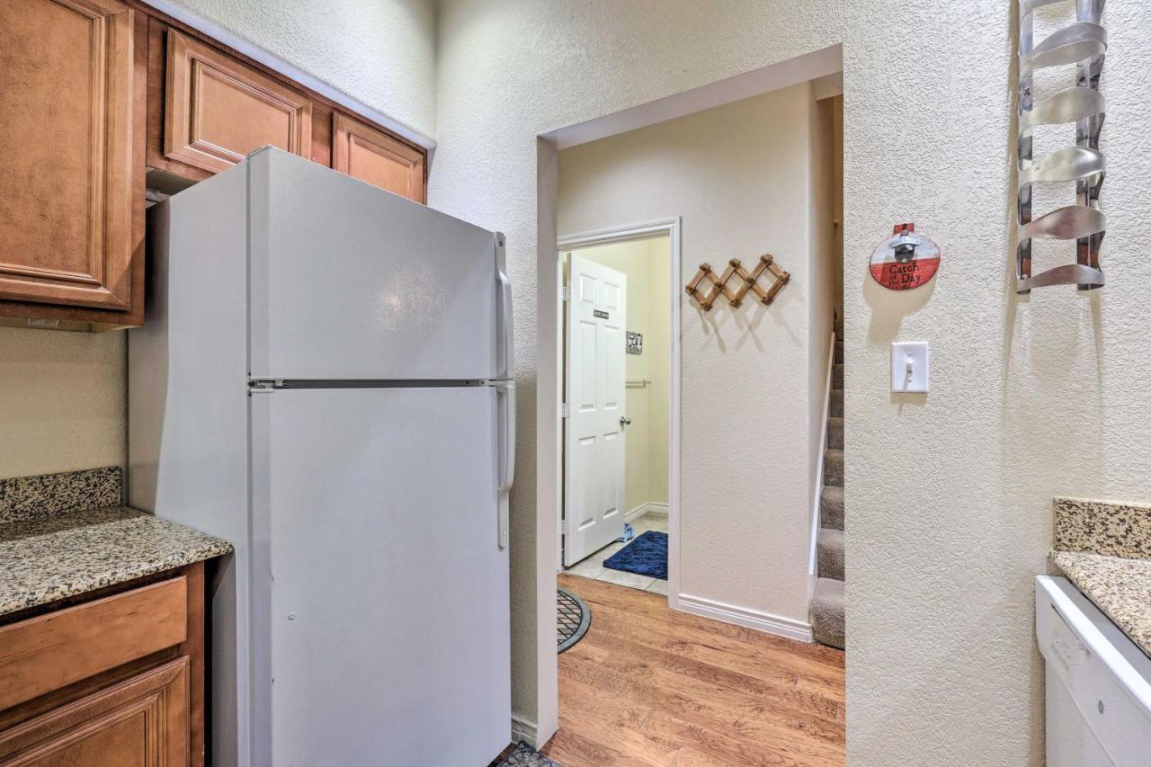 Inviting Afton Townhome With Hot Tub, Walk To Lake! Eksteriør billede